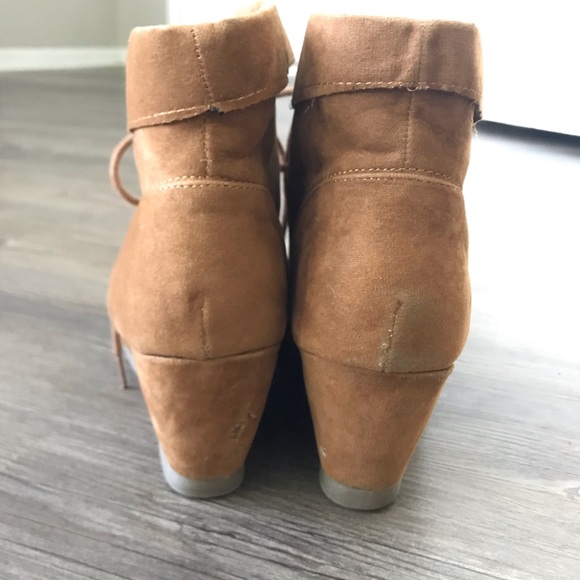 MADDEN GIRL brown booties - Picture 3 of 7